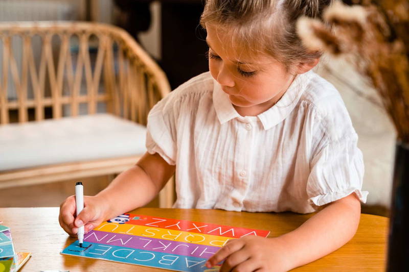 Nathan La Petite Ecole – J’écris les lettres