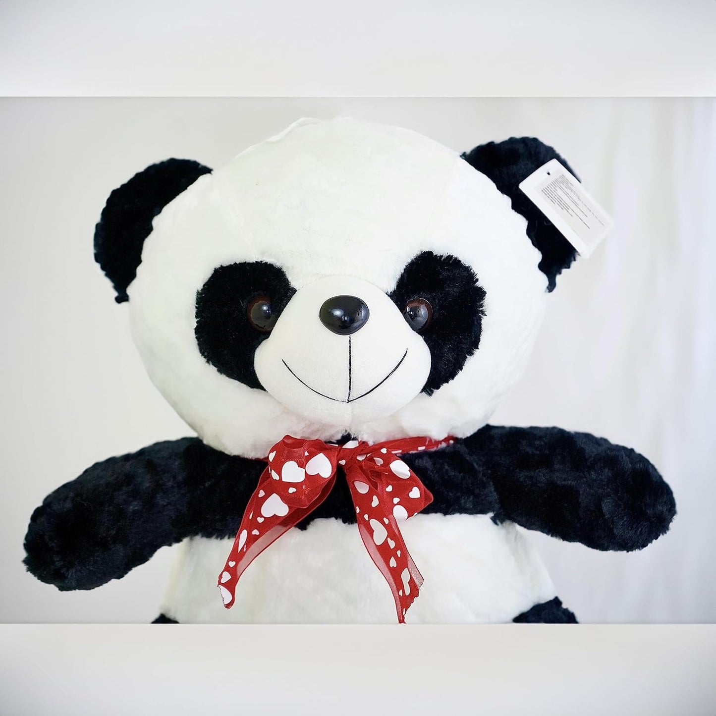 Adorable Ours en Peluche Panda avec Nœud Rouge à Cœurs –  En différentes Tailles